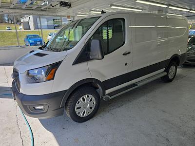 Used 2024 Ford Transit 250 - photo 1
