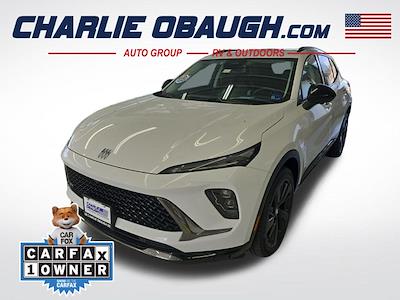 Used 2025 Buick Envision - photo 1