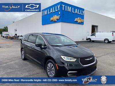 2023 Chrysler Pacifica FWD Minivan for sale #RT5672 - photo 1