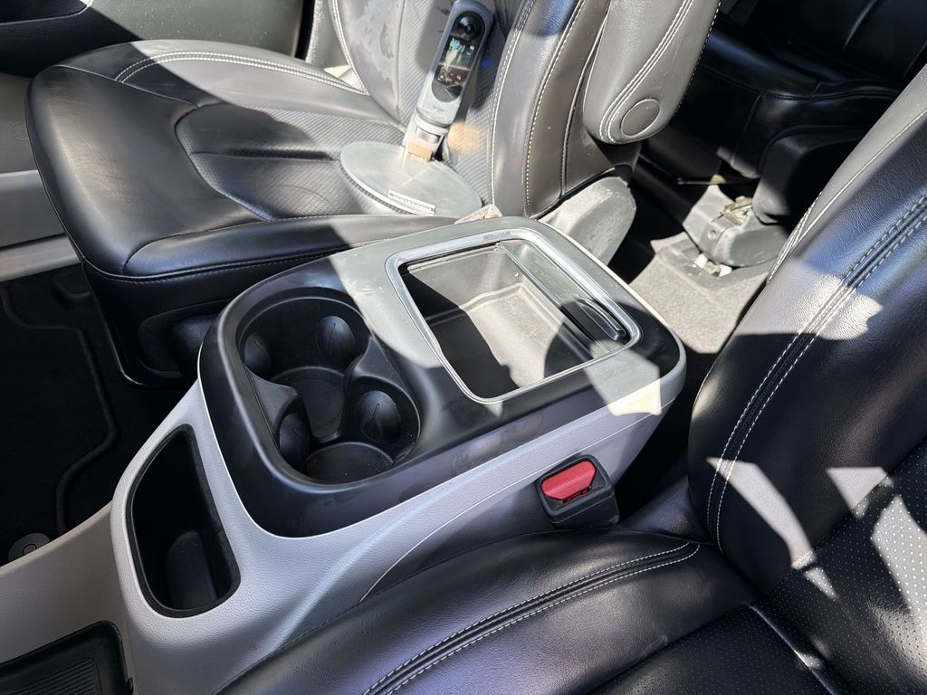 Used 2023 Chrysler Pacifica - photo 23