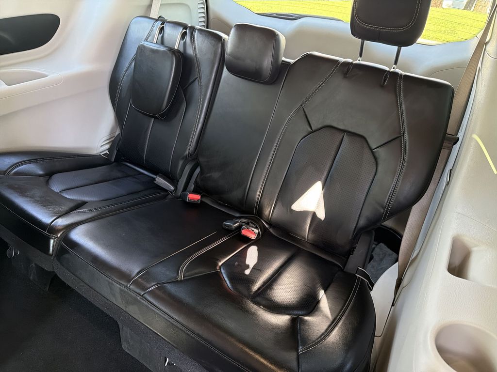Used 2023 Chrysler Pacifica - photo 26