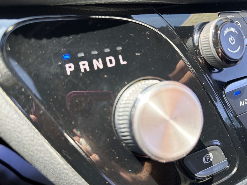 Used 2021 Chrysler Pacifica - photo 24