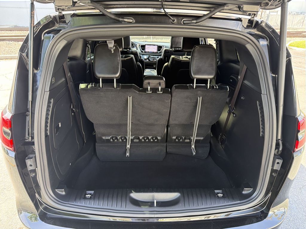 Used 2022 Chrysler Pacifica - photo 23