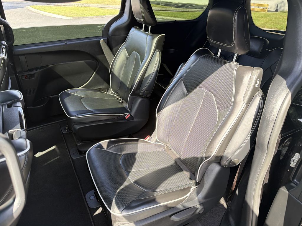 Used 2022 Chrysler Pacifica - photo 27