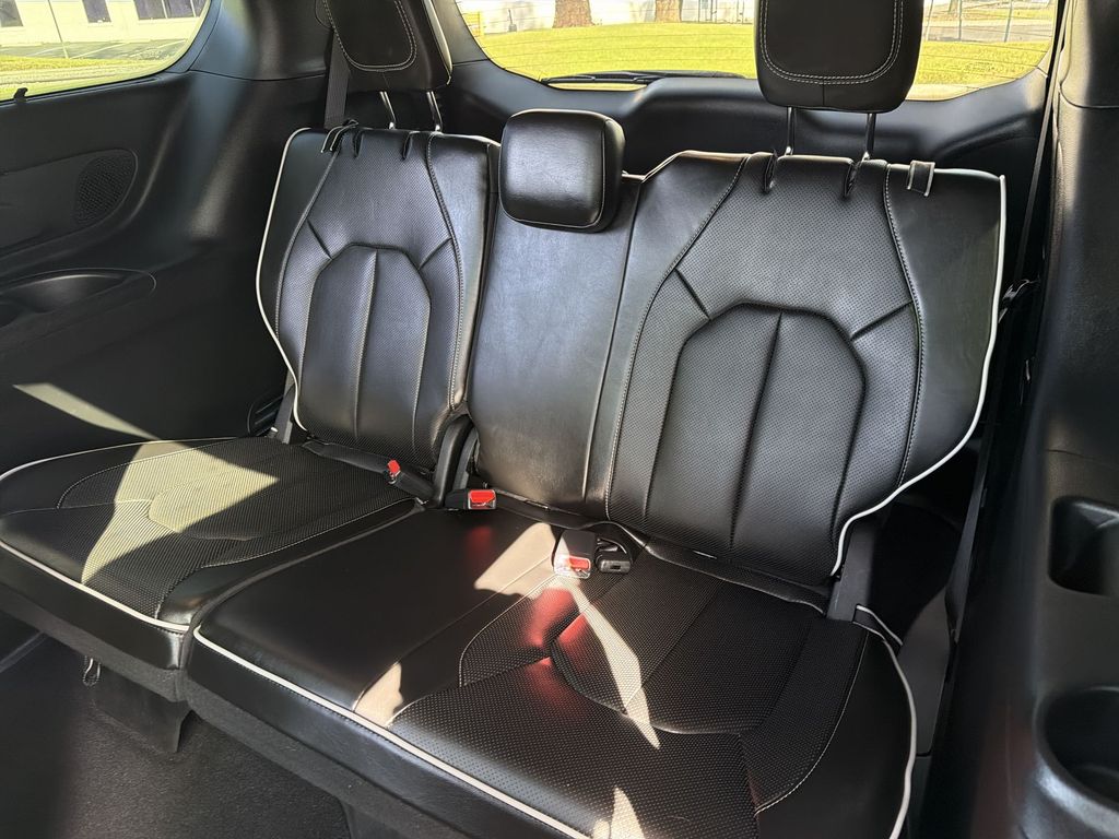 Used 2022 Chrysler Pacifica - photo 28