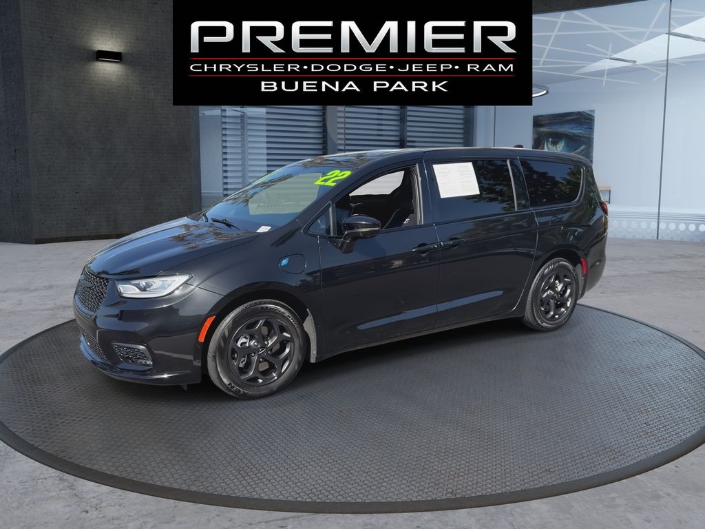 Used 2022 Chrysler Pacifica - photo 6