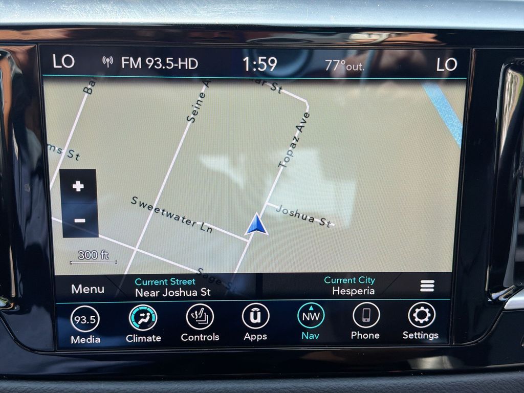 Used 2020 Chrysler Pacifica - photo 21