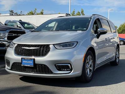 2023 Chrysler Pacifica FWD Minivan for sale #P7808 - photo 1