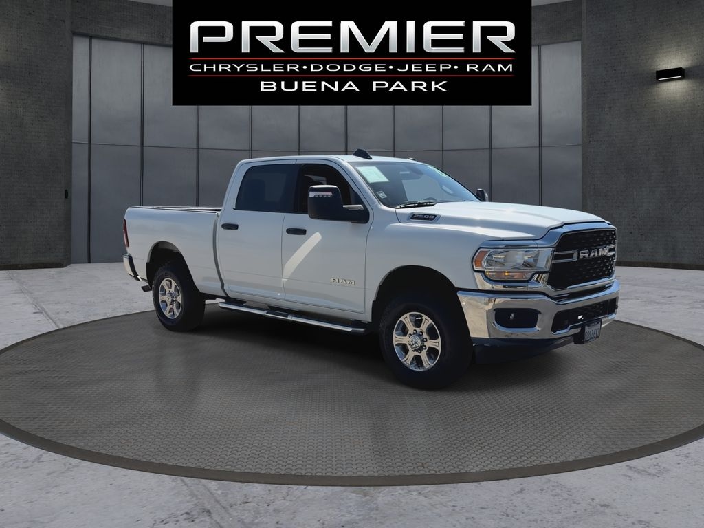 Used 2024 Ram 2500 - photo 2