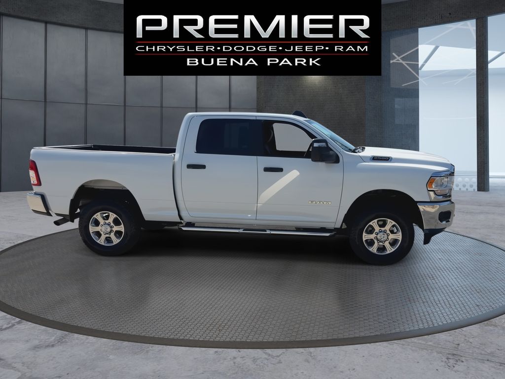 Used 2024 Ram 2500 - photo 11