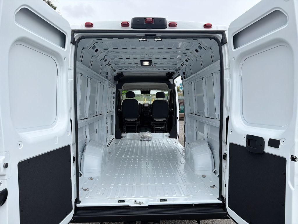 Used 2025 Ram ProMaster 3500 - photo 22