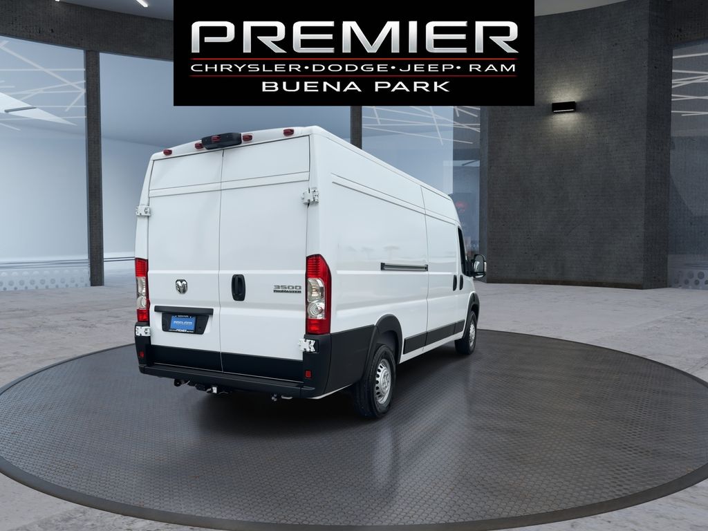 Used 2025 Ram ProMaster 3500 - photo 9