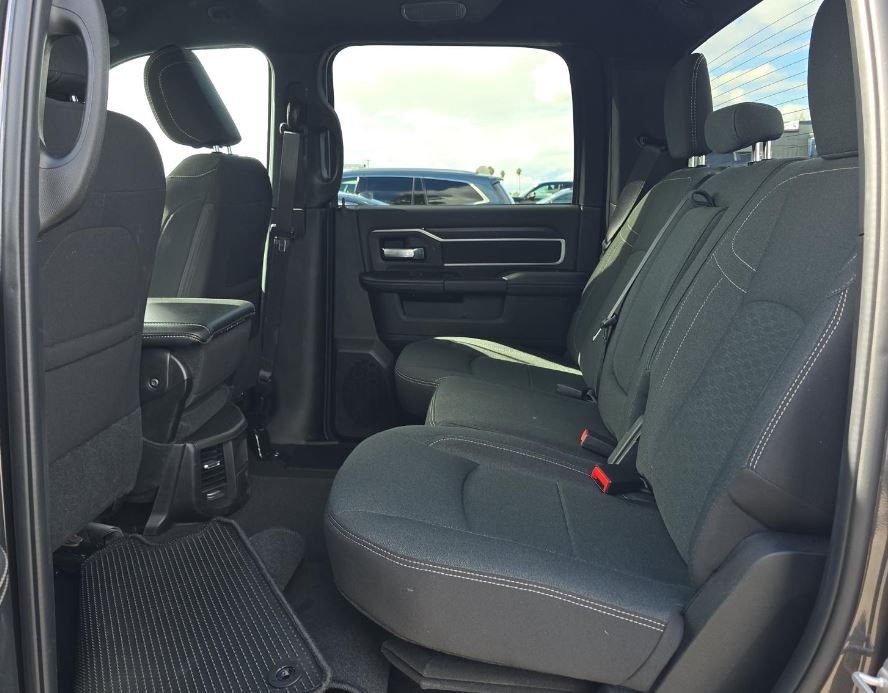 Used 2025 Ram 2500 - photo 11