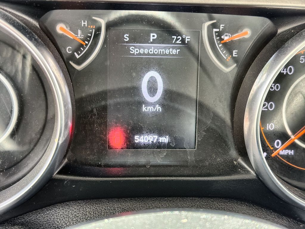 Used 2020 Jeep Wrangler - photo 12