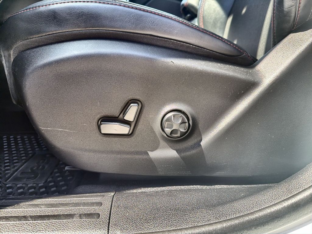 Used 2014 Jeep Cherokee - photo 16