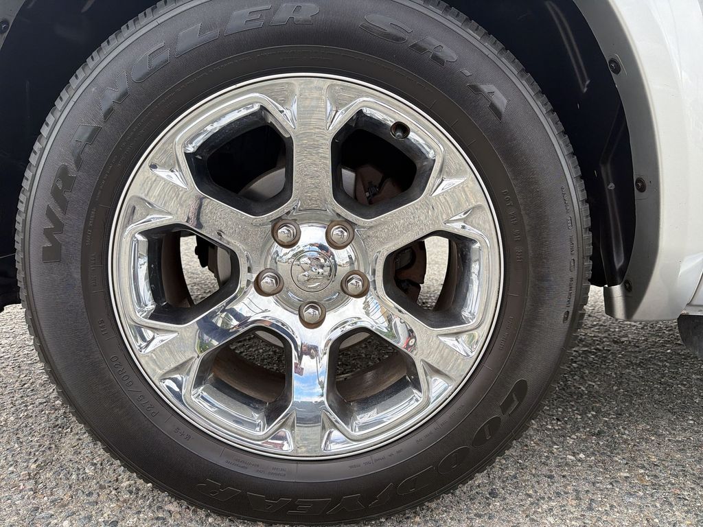 Used 2015 Ram 1500 - photo 20