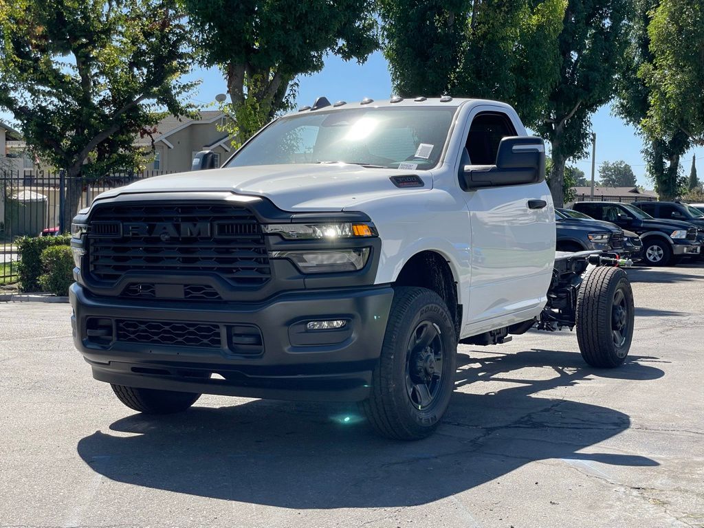 New 2025 Ram 3500 - photo 5