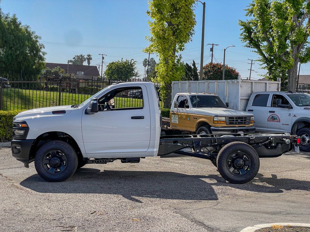New 2025 Ram 3500 - photo 8