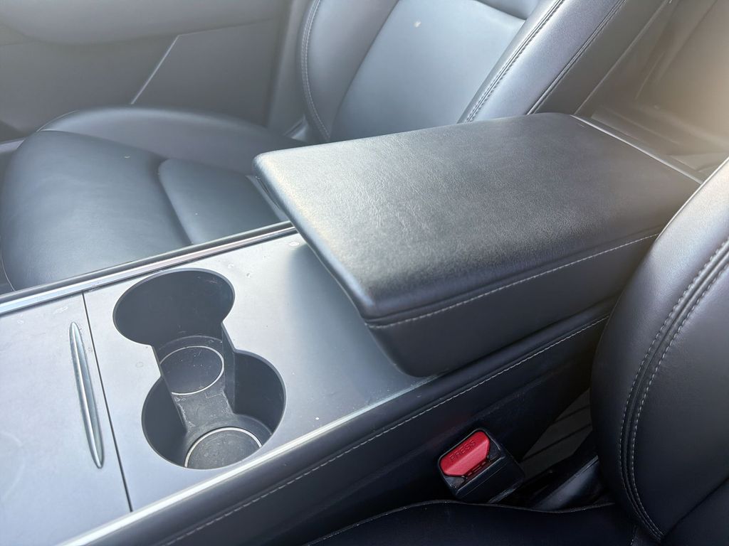 Used 2022 Tesla Model Y - photo 15