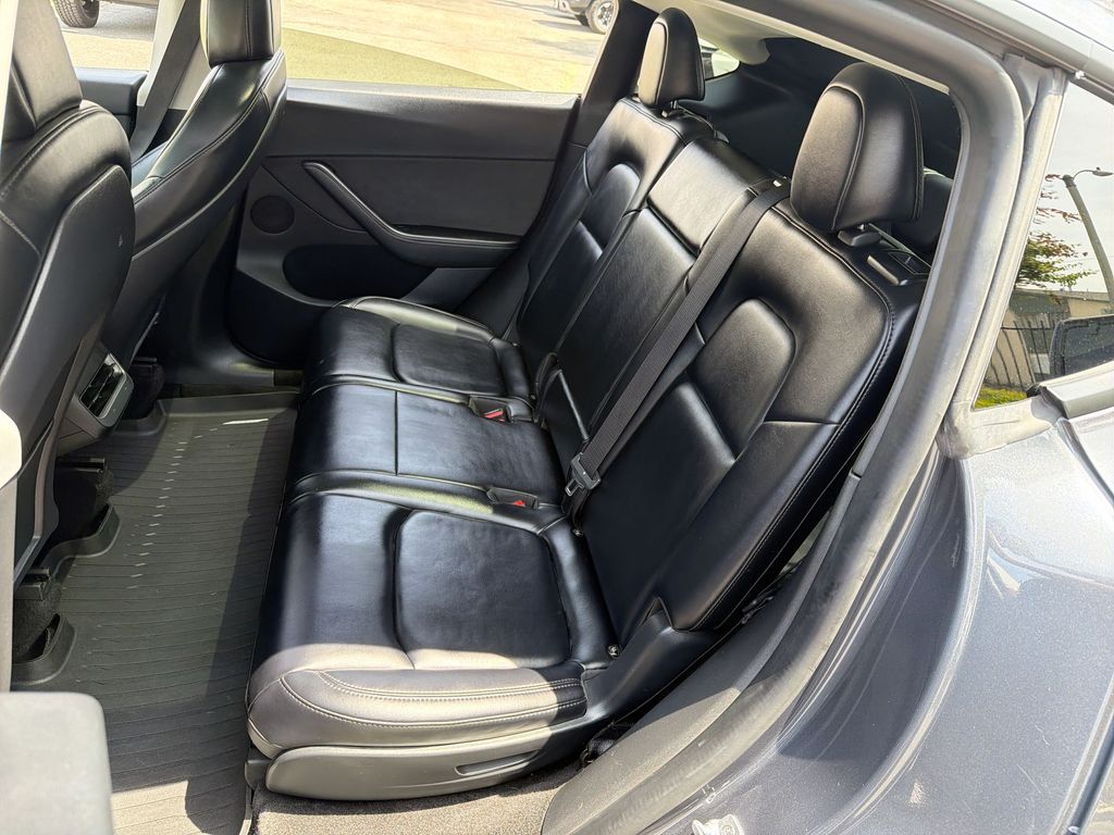 Used 2022 Tesla Model Y - photo 25