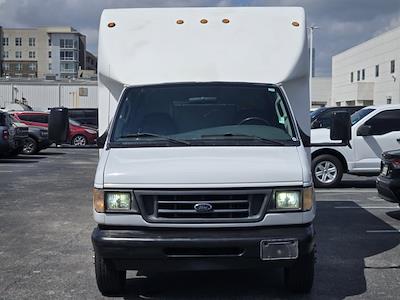 Used 2003 Ford E-350 - photo 1
