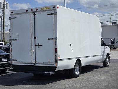 Used 2003 Ford E-350 - photo 1