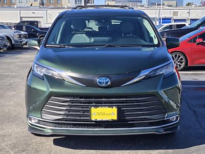 2022 Toyota Sienna FWD Minivan for sale #XNS105246 - photo 1