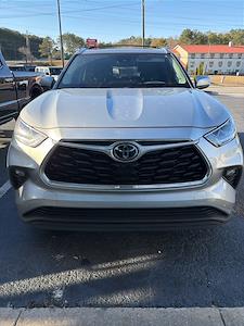 Used 2022 Toyota Highlander Limited for sale #25FT1012A - photo 2