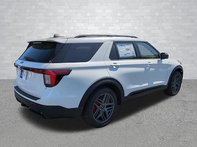 New 2026 Ford Explorer - photo 2