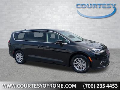 2024 Chrysler Pacifica FWD Minivan for sale #PW9445 - photo 1