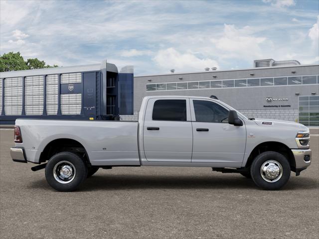 New 2026 Ram 3500 - photo 14