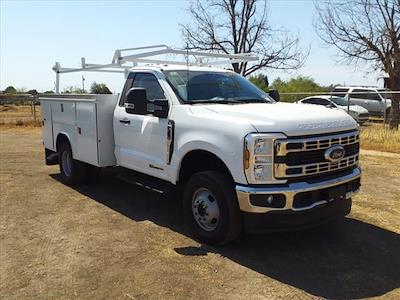 2024 Ford F-350 Regular Cab DRW 4WD, Reading