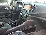 2022 Chrysler Pacifica FWD Minivan for sale #253111A - photo 9