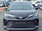 2022 Toyota Sienna FWD Minivan for sale #260592A - photo 4