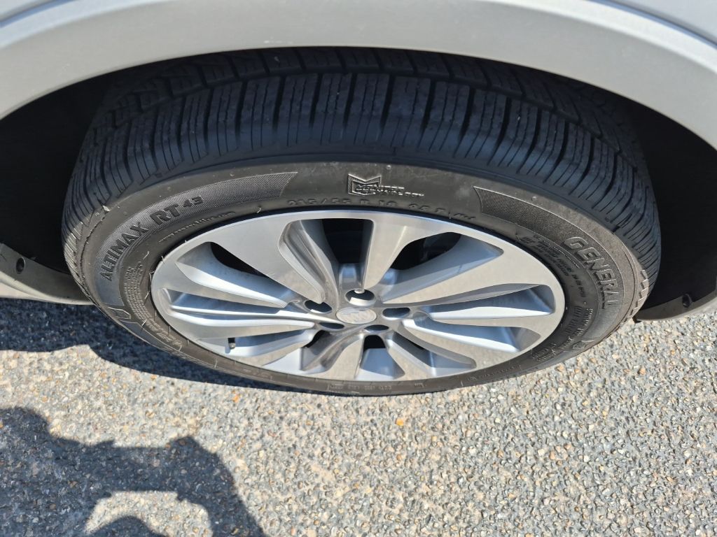 Used 2018 Buick Encore - photo 22