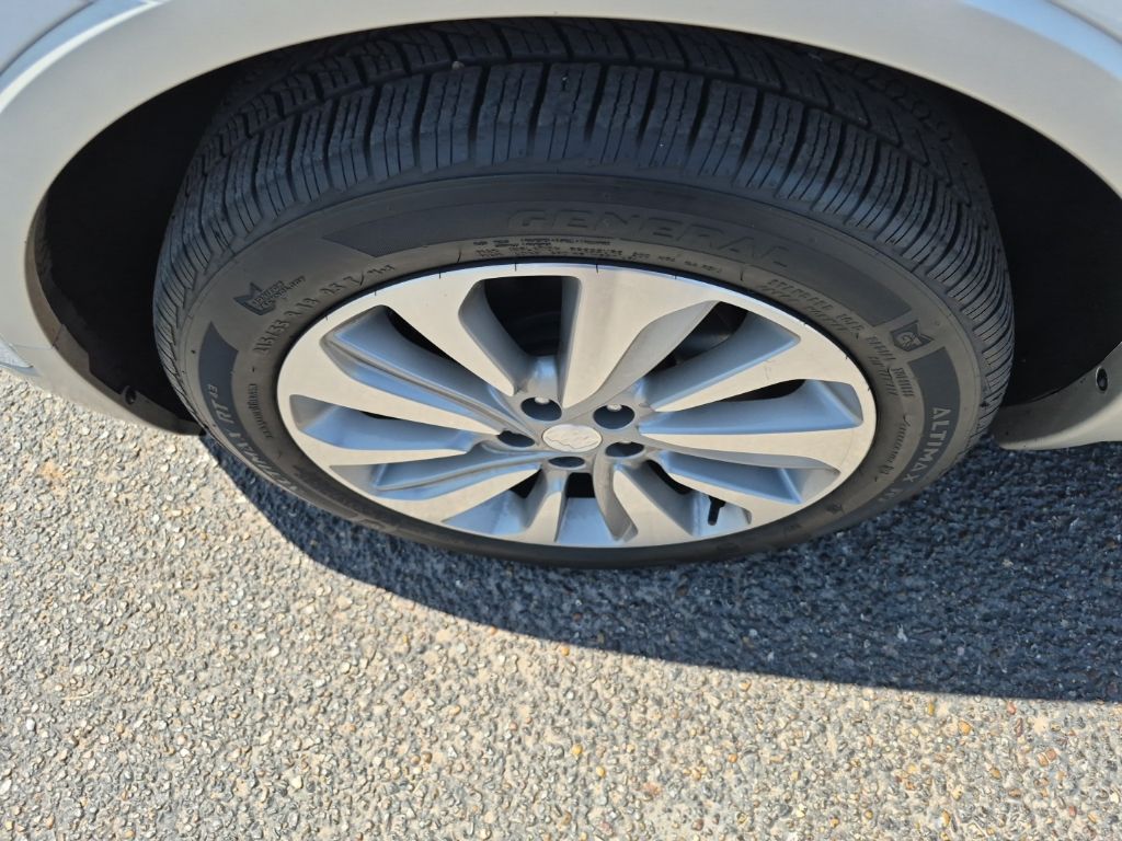 Used 2018 Buick Encore - photo 26