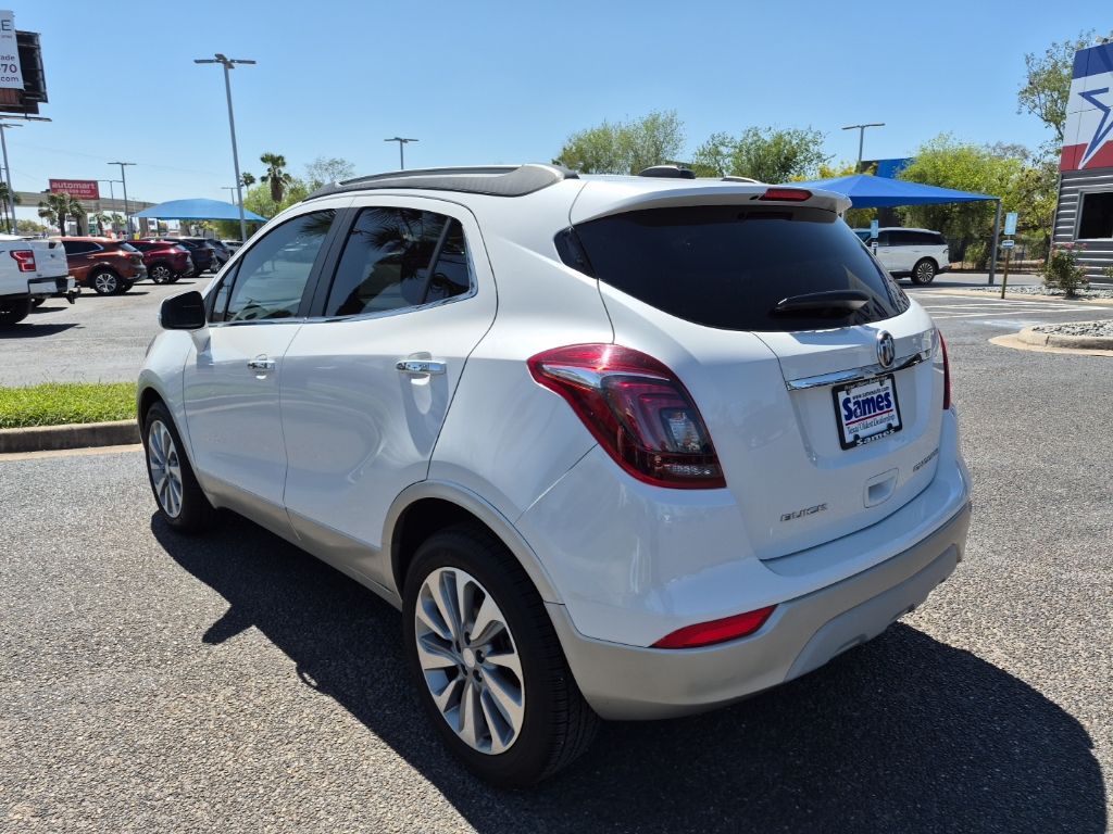Used 2018 Buick Encore - photo 2