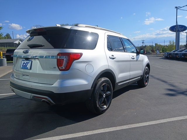 Used 2016 Ford Explorer - photo 5