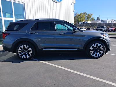 2027 Ford Explorer 4WD SUV for sale #73867 - photo 2
