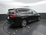 2018 Chrysler Pacifica FWD Minivan for sale #01K420 - photo 12