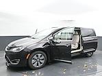 2018 Chrysler Pacifica FWD Minivan for sale #01K420 - photo 46
