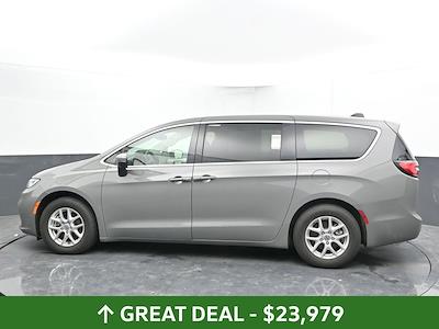 2023 Chrysler Pacifica FWD Minivan for sale #01P2303 - photo 2