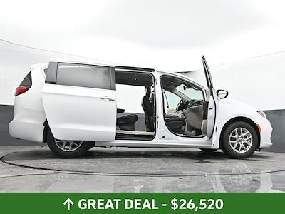Used 2024 Chrysler Pacifica Touring L Minivan for sale #01P2802 - photo 2
