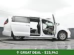 Used 2024 Chrysler Pacifica Touring L Minivan thumbnail 2