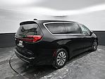 Used 2024 Chrysler Pacifica Select Minivan for sale #01P2831 - photo 13