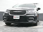 Used 2024 Chrysler Pacifica Select Minivan for sale #01P2831 - photo 42