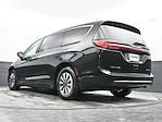 Used 2024 Chrysler Pacifica Select Minivan for sale #01P2831 - photo 45