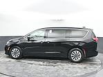 Used 2024 Chrysler Pacifica Select Minivan for sale #01P2831 - photo 8