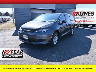 Used 2023 Chrysler Voyager - photo 1