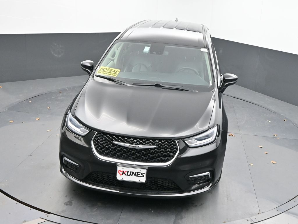 Used 2023 Chrysler Pacifica - photo 31